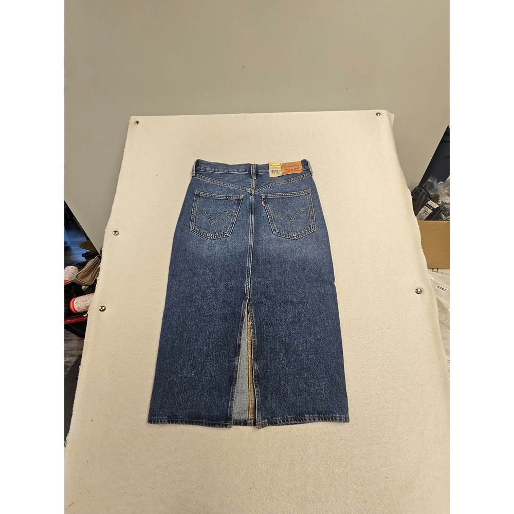Levis Womens Denim Midi Skirt Medium Wash High Rise Back Slit Size 28 NWT